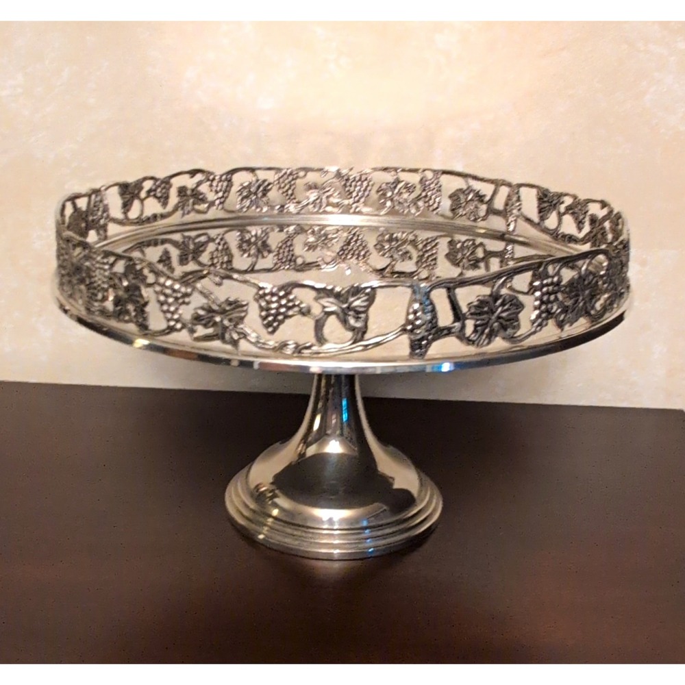 Vintage Godinger Silver Plated Pedestal Round Cake Stand Grape Vine 12" round